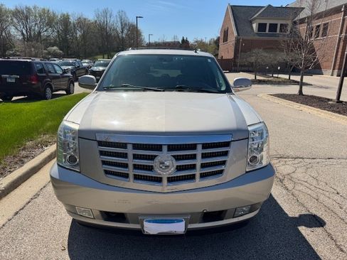 Used 2008 Cadillac Escalade AWD image 6