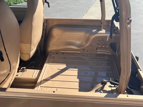 Used 1999 Jeep Wrangler Sport image 10