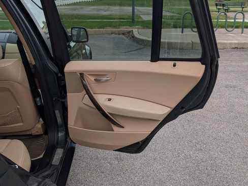 Used 2006 BMW X3 3.0i image 22