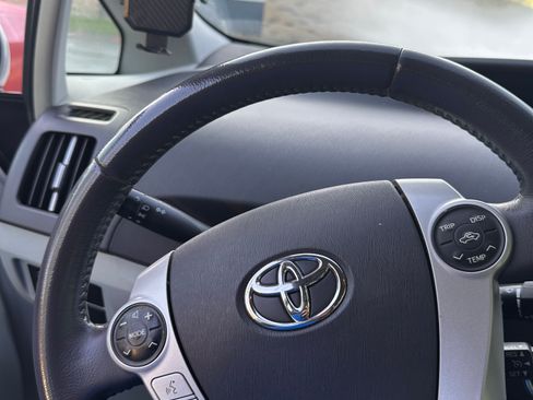 Used 2010 Toyota Prius Five image 5