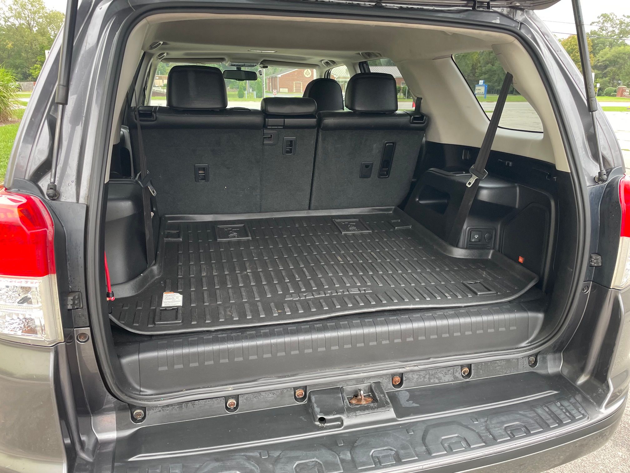 Used 2012 Toyota 4Runner Limited AWD/4WD image 8