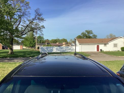 Used 2016 Toyota Sienna LE image 9