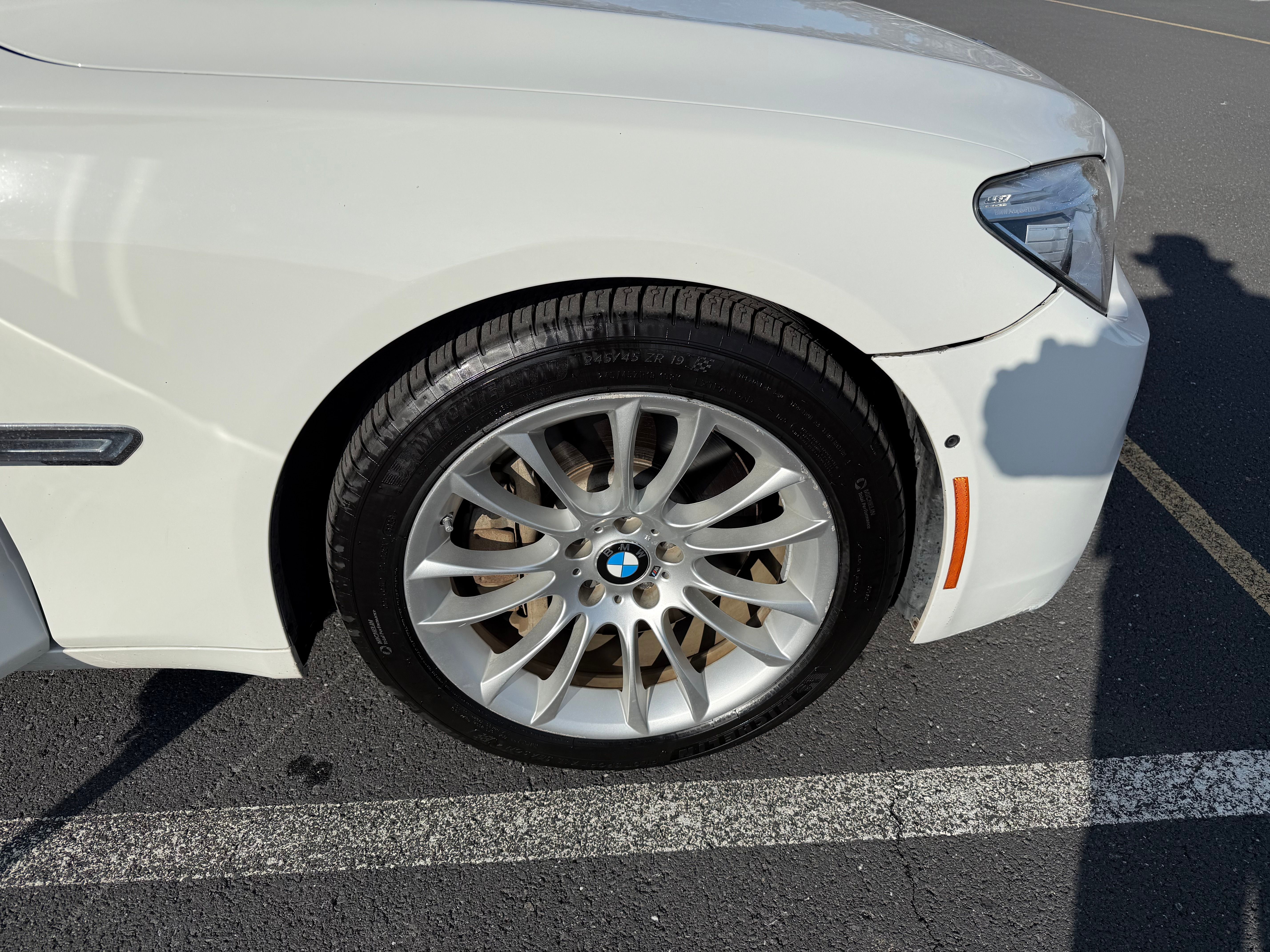 Used 2013 BMW 750Li xDrive AWD/4WD image 10