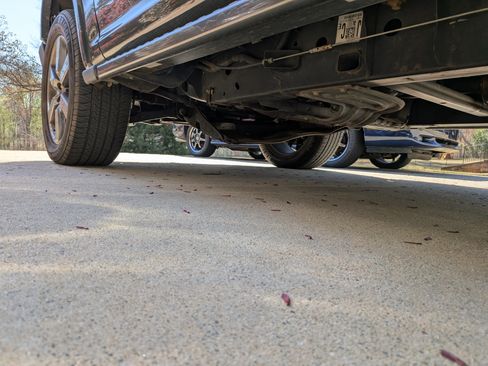 Used 2017 Ford F150 XLT w/ Equipment Group 302A Luxury image 4