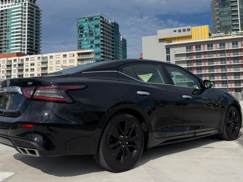Used 2021 Nissan Maxima 3.5 SV w/ Floor Mat Group FWD image 10