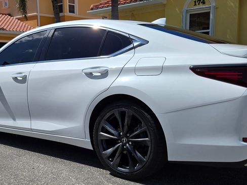 Used 2019 Lexus ES 350 F Sport w/ Accessory Package 2 FWD image 4