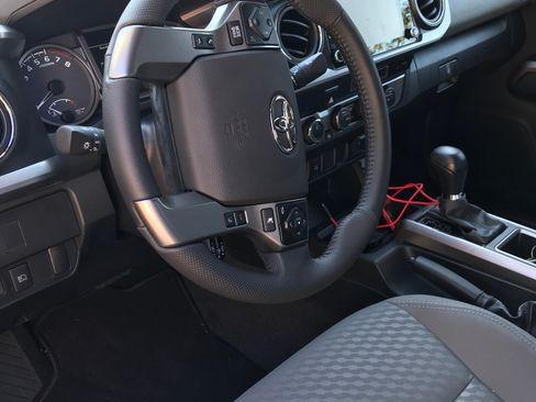 Used 2023 Toyota Tacoma SR5 w/ SX Package image 5