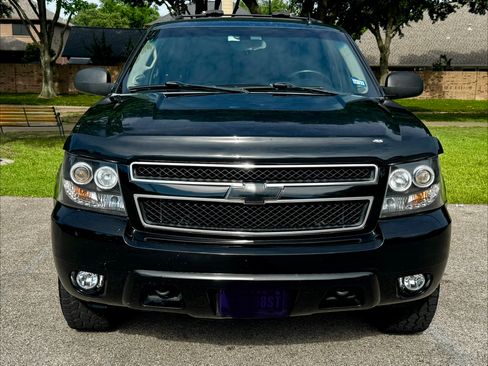 Used 2011 Chevrolet Tahoe LT AWD/4WD image 9