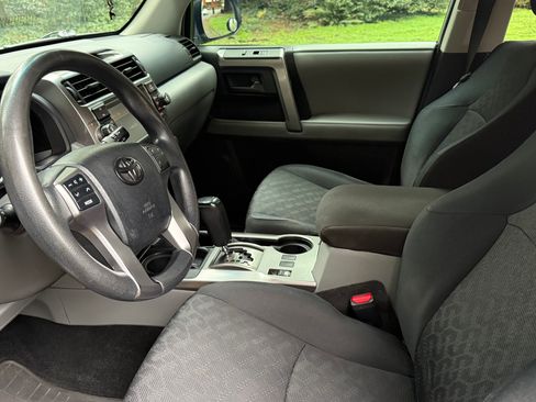 Used 2010 Toyota 4Runner Trail image 12