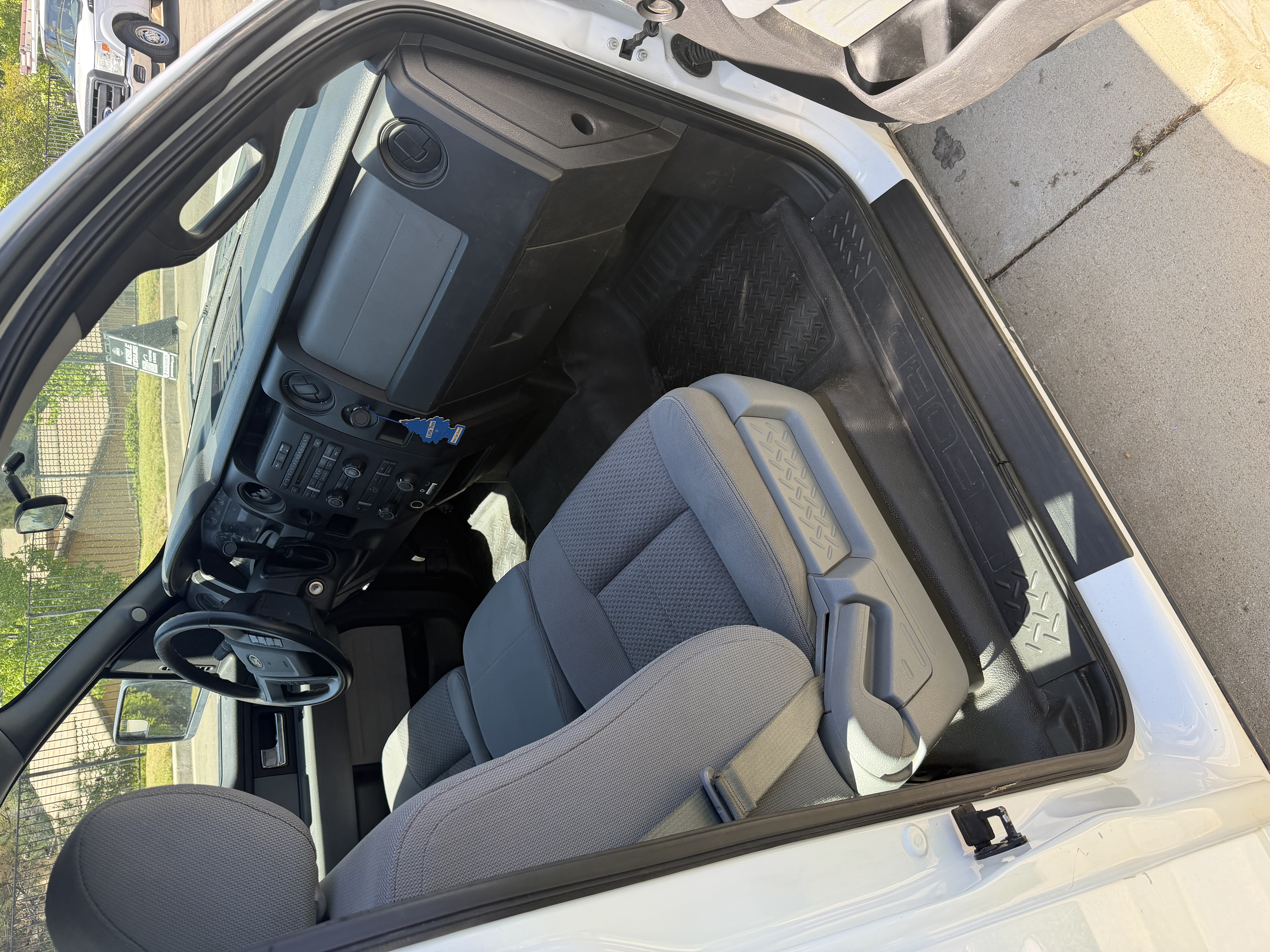 Used 2013 Ford F150 XL w/ Mid Equipment Group RWD image 23