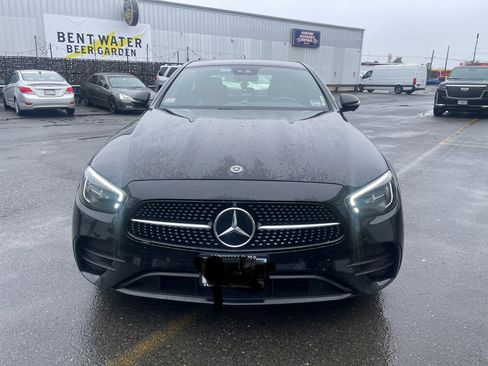 Used 2022 Mercedes-Benz E 350 Sedan image 4