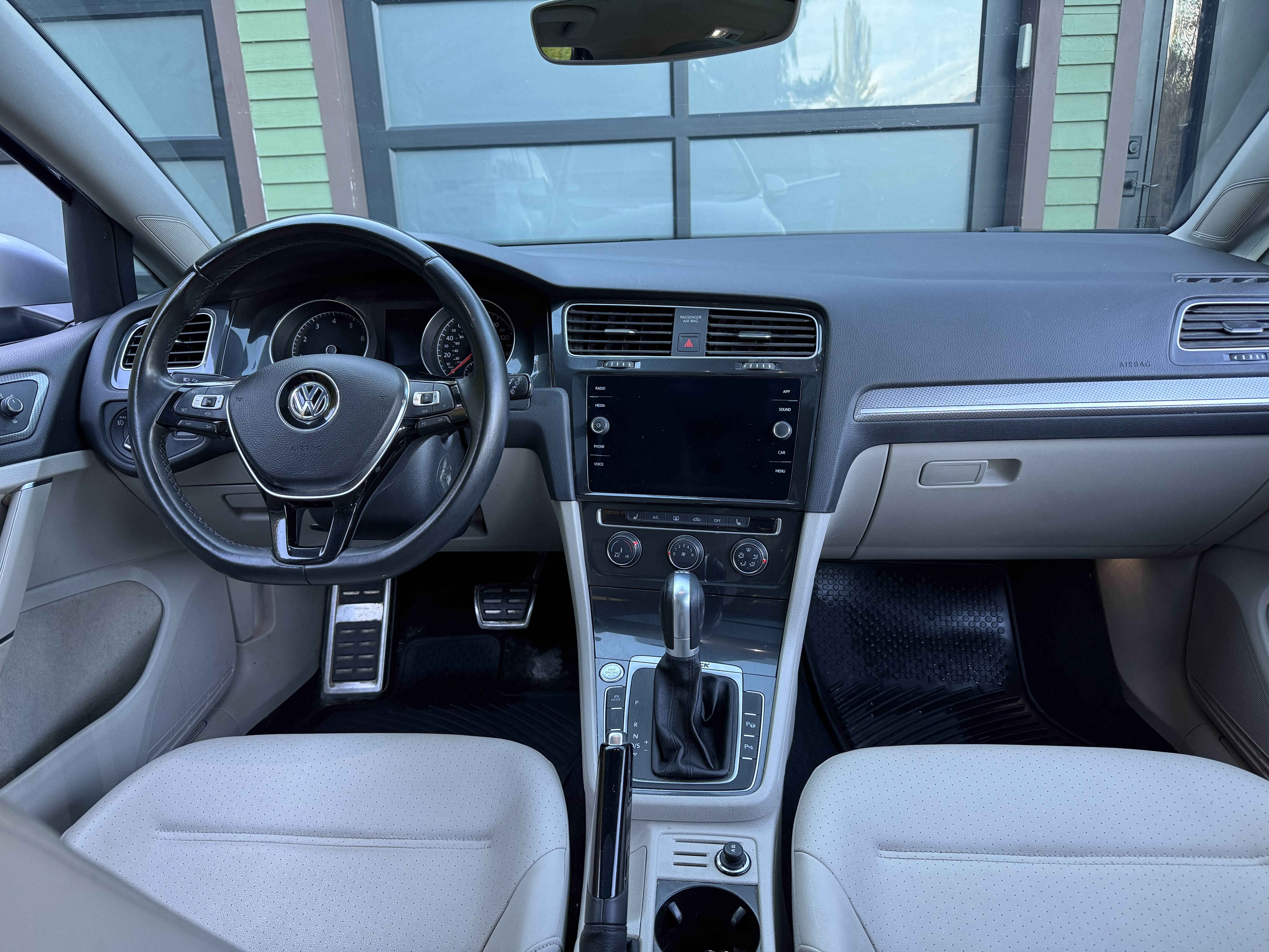 Used 2019 Volkswagen Golf Alltrack SE AWD/4WD image 18