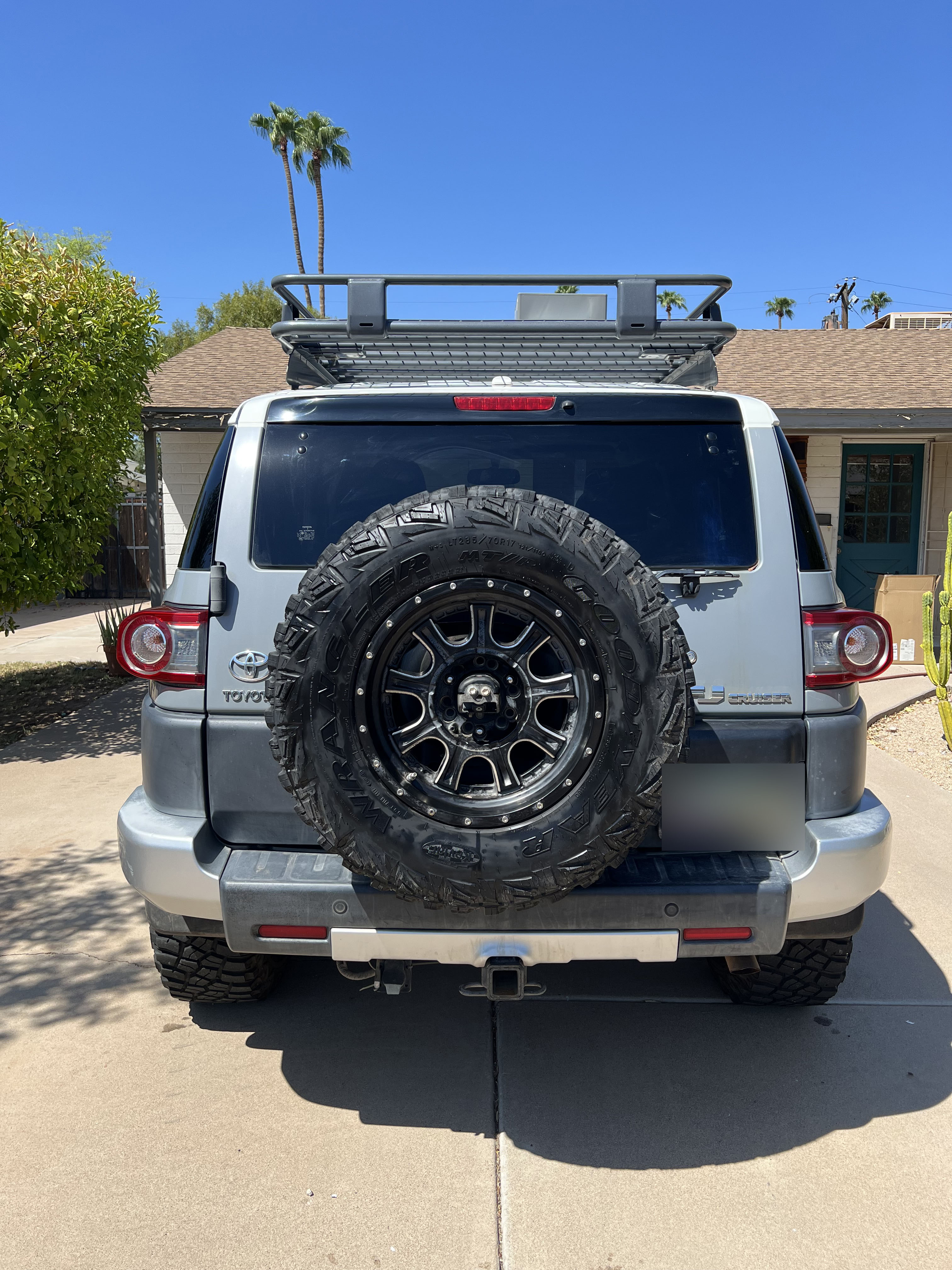Used 2014 Toyota FJ Cruiser 4WD w/ Upgrade Package image 5