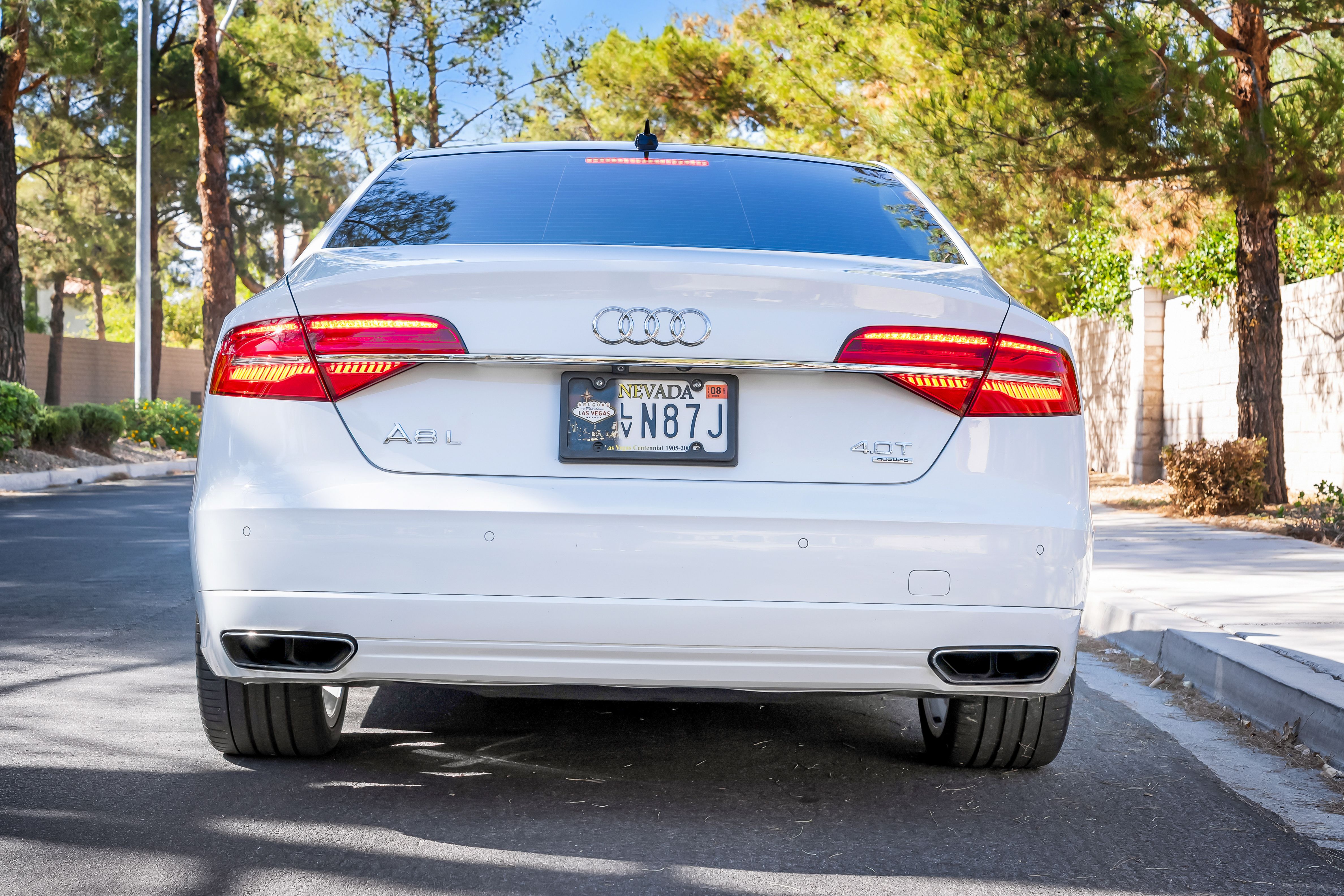 Used 2016 Audi A8 L 4.0T AWD/4WD image 1