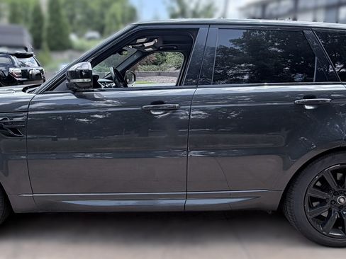Used 2018 Land Rover Range Rover Sport Supercharged AWD/4WD image 2