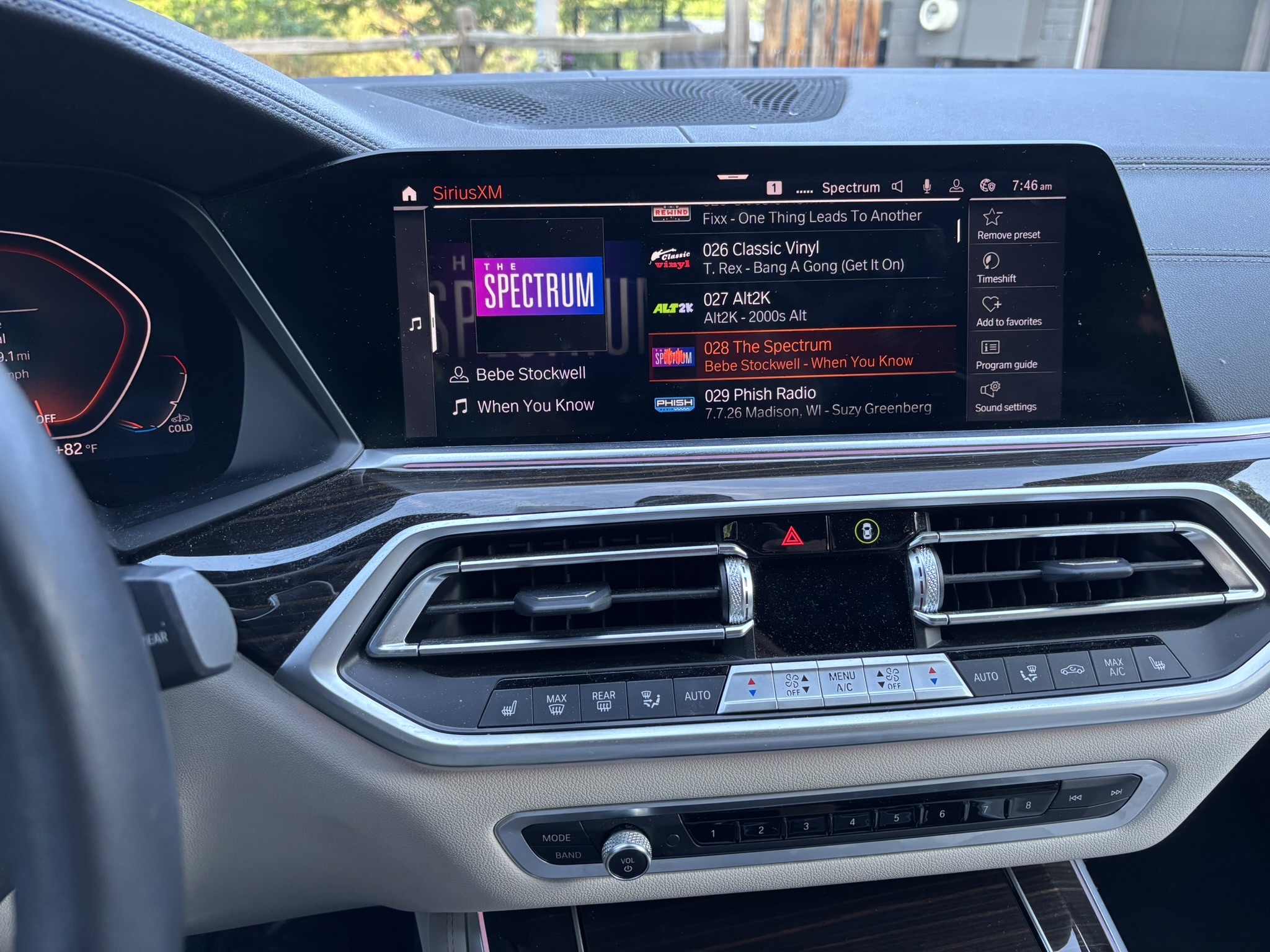 Used 2020 BMW X5 xDrive40i w/ Premium Package AWD/4WD image 8