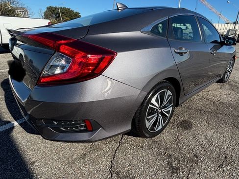 Used 2018 Honda Civic EX-L image 6
