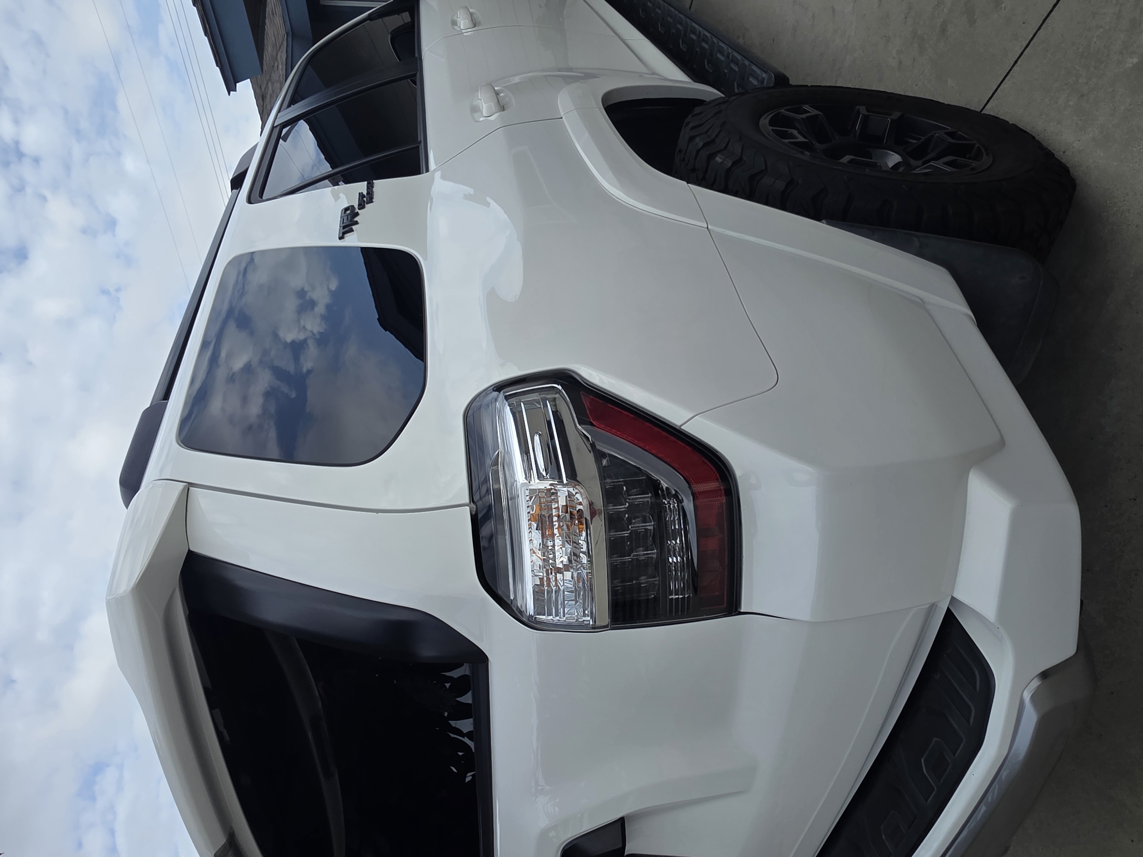 Used 2022 Toyota 4Runner TRD Off-Road AWD/4WD image 8