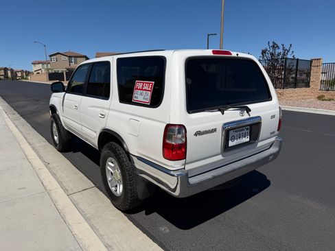 Used 2002 Toyota 4Runner SR5 image 5