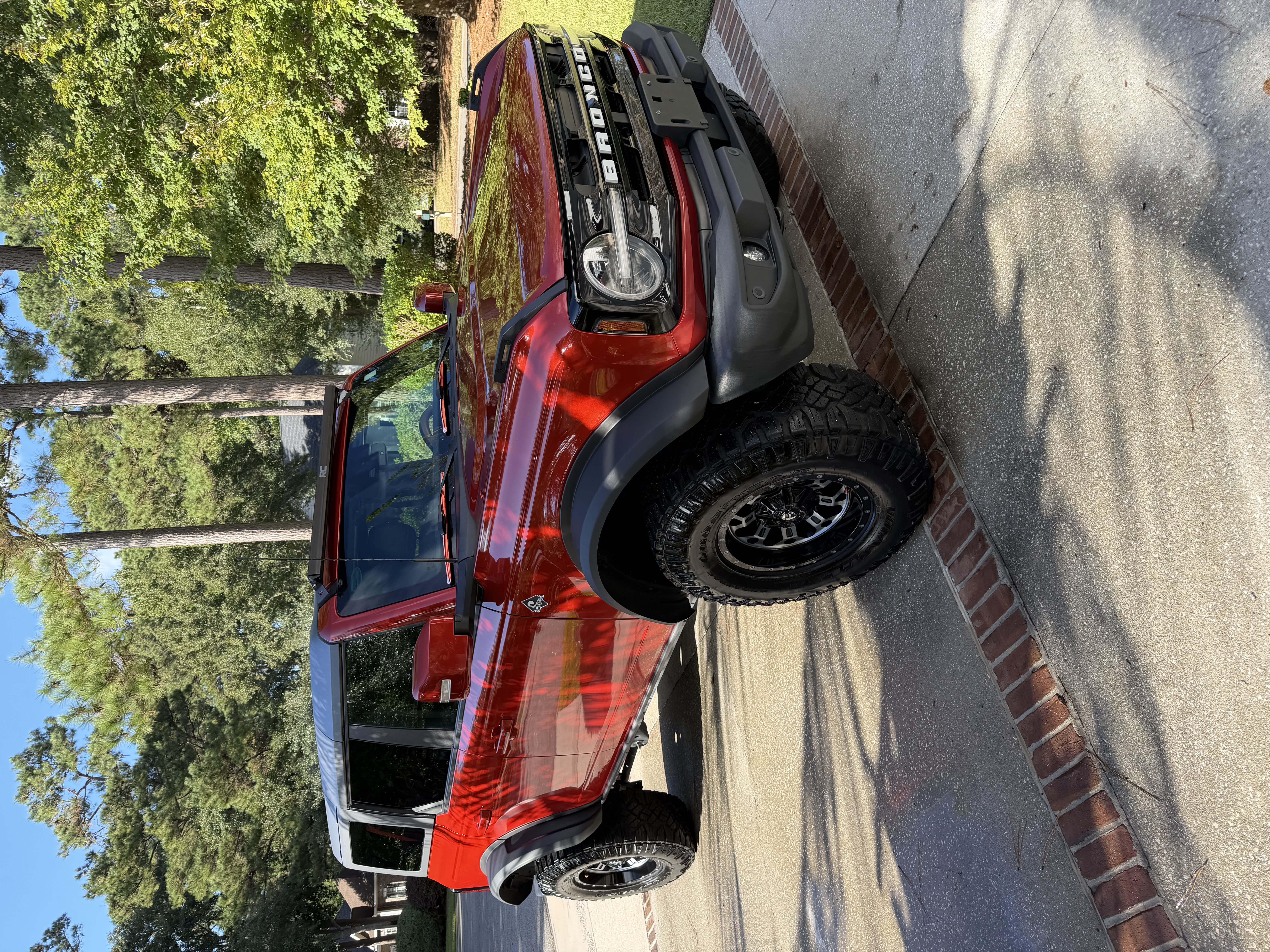 Used 2022 Ford Bronco Outer Banks AWD/4WD image 2