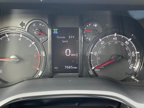 Used 2024 Toyota 4Runner SR5 Premium image 9