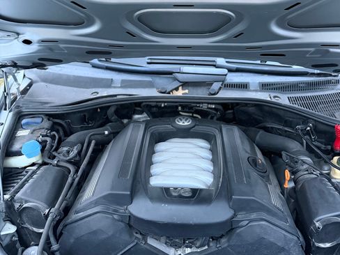 Used 2006 Volkswagen Touareg V8 image 10