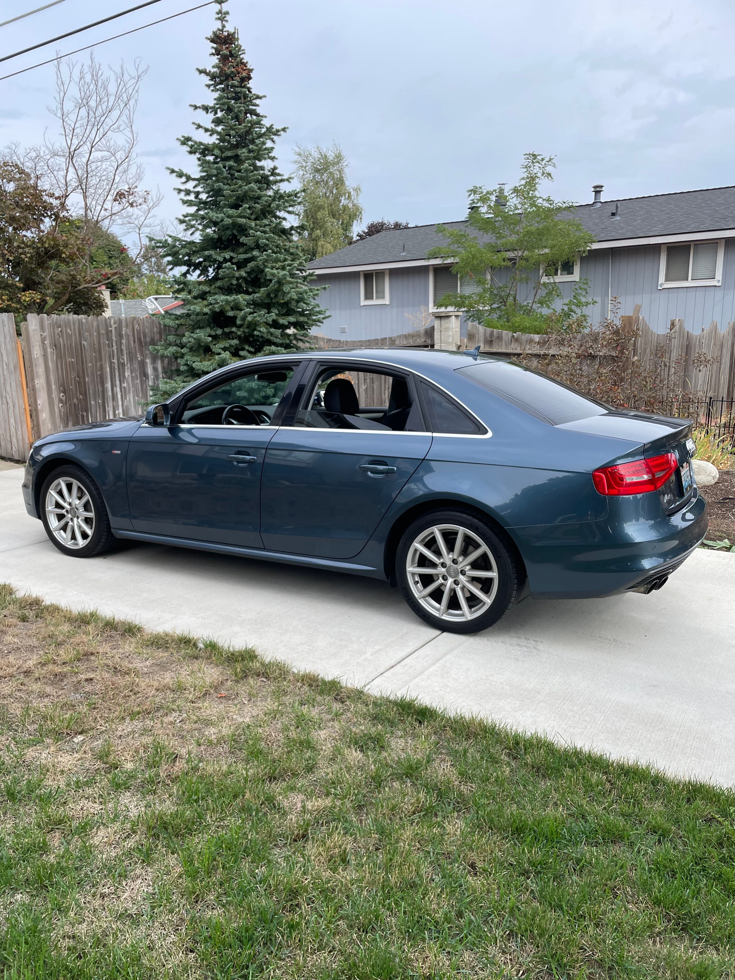 Used 2015 Audi A4 2.0T Premium Plus w/ Technology Package AWD/4WD image 9