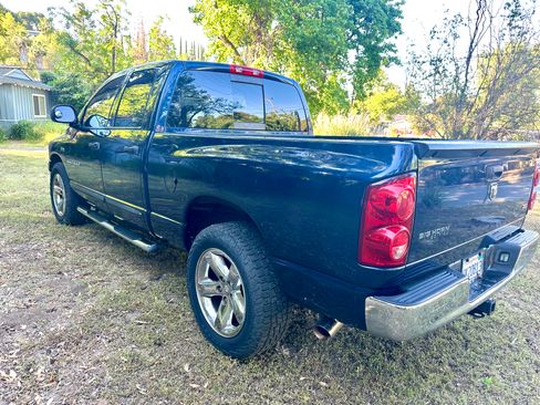 Used 2007 Dodge Ram 1500 Truck SLT w/ Quad Cab Big Horn Value Group RWD image 8