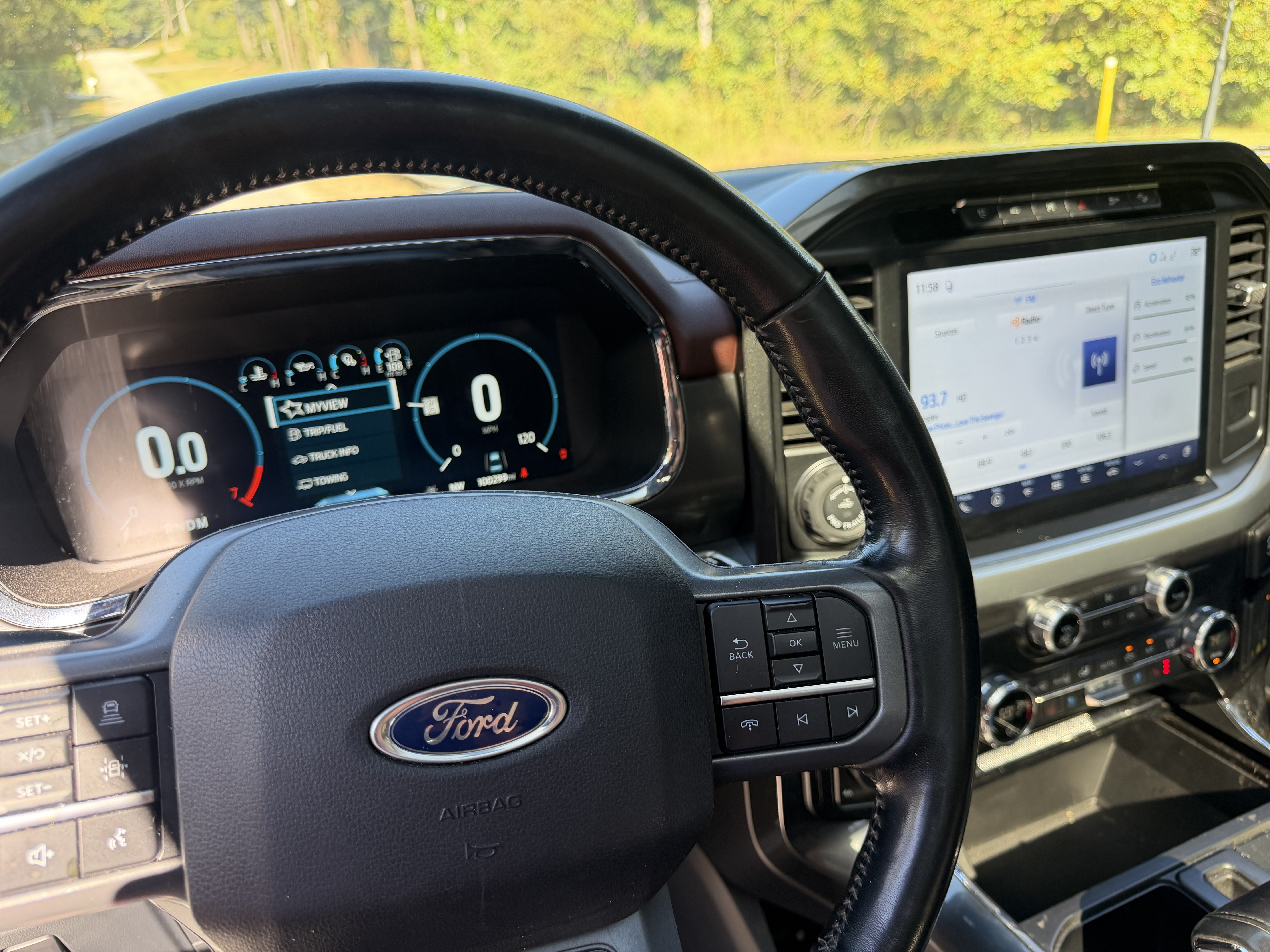 Used 2021 Ford F150 Lariat w/ Equipment Group 502A High AWD/4WD image 13