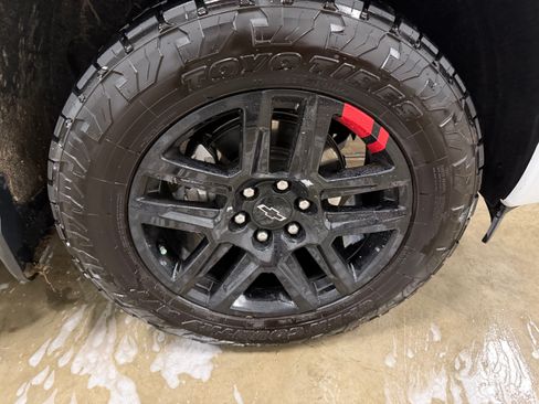 Used 2023 Chevrolet Silverado 1500 RST w/ Redline Edition image 16