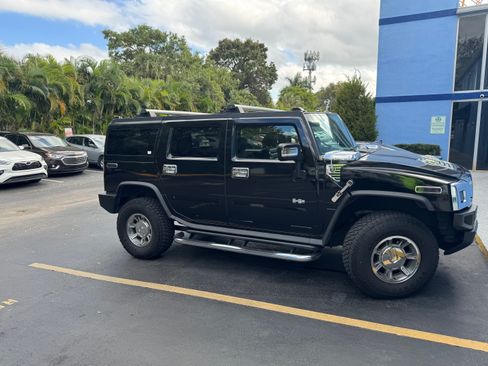 Used 2007 HUMMER H2 image 2