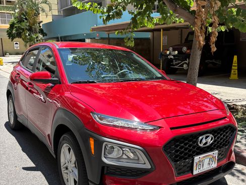 Used 2021 Hyundai Kona SE AWD/4WD image 1