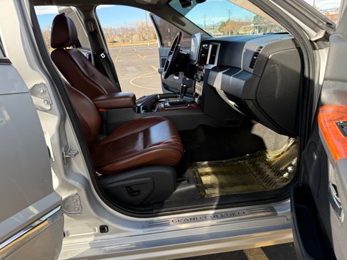 Used 2008 Jeep Grand Cherokee Overland image 12