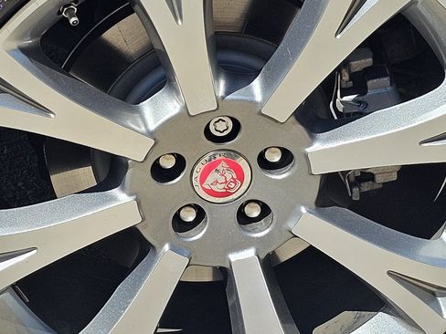 Used 2014 Jaguar XK Convertible RWD image 17