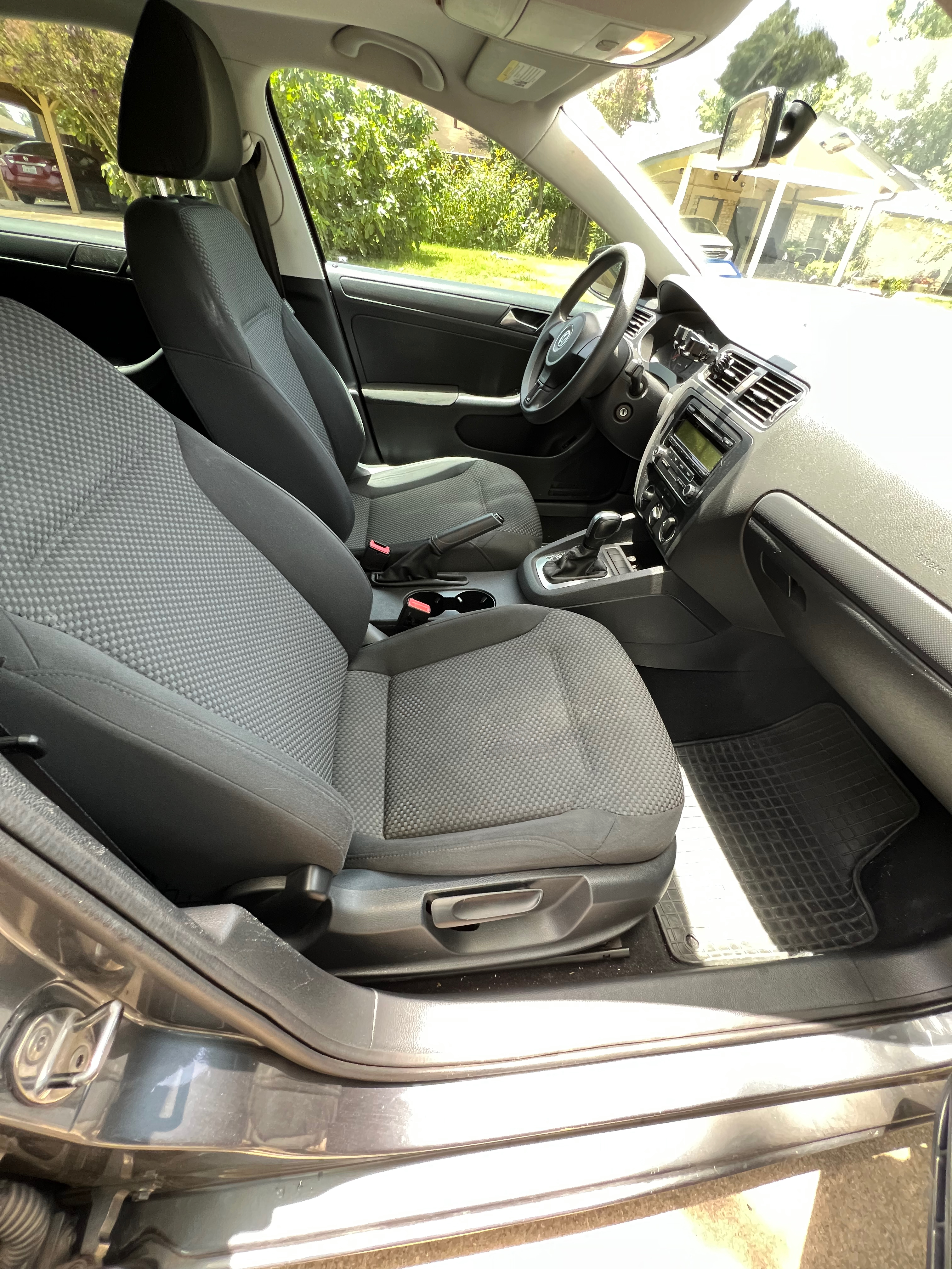 Used 2011 Volkswagen Jetta S FWD image 8
