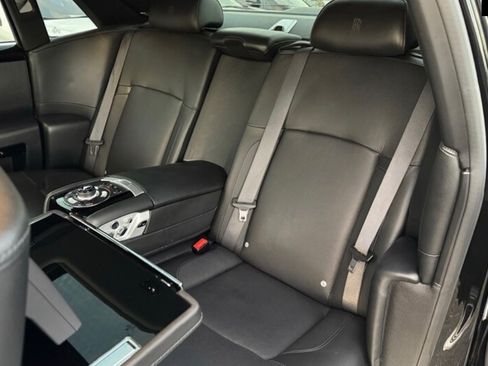 Used 2011 Rolls-Royce Ghost image 12