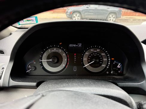 Used 2011 Honda Odyssey EX-L image 12