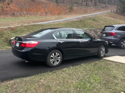 Used 2015 Honda Accord LX image 5