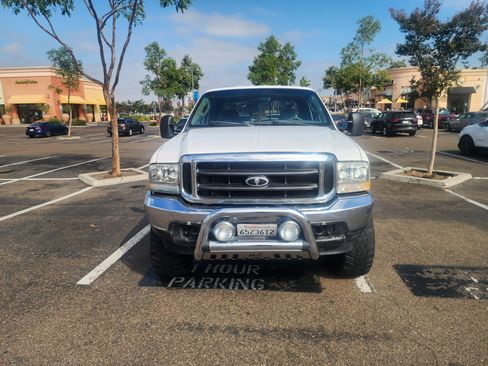 Used 2004 Ford F250 Lariat image 8