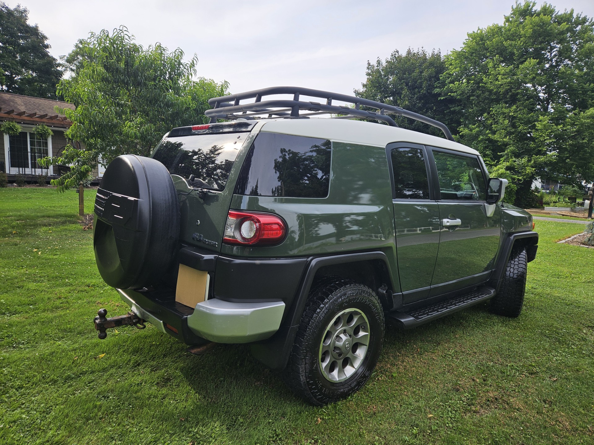 Used 2012 Toyota FJ Cruiser 4WD w/ Upgrade Pkg image 9