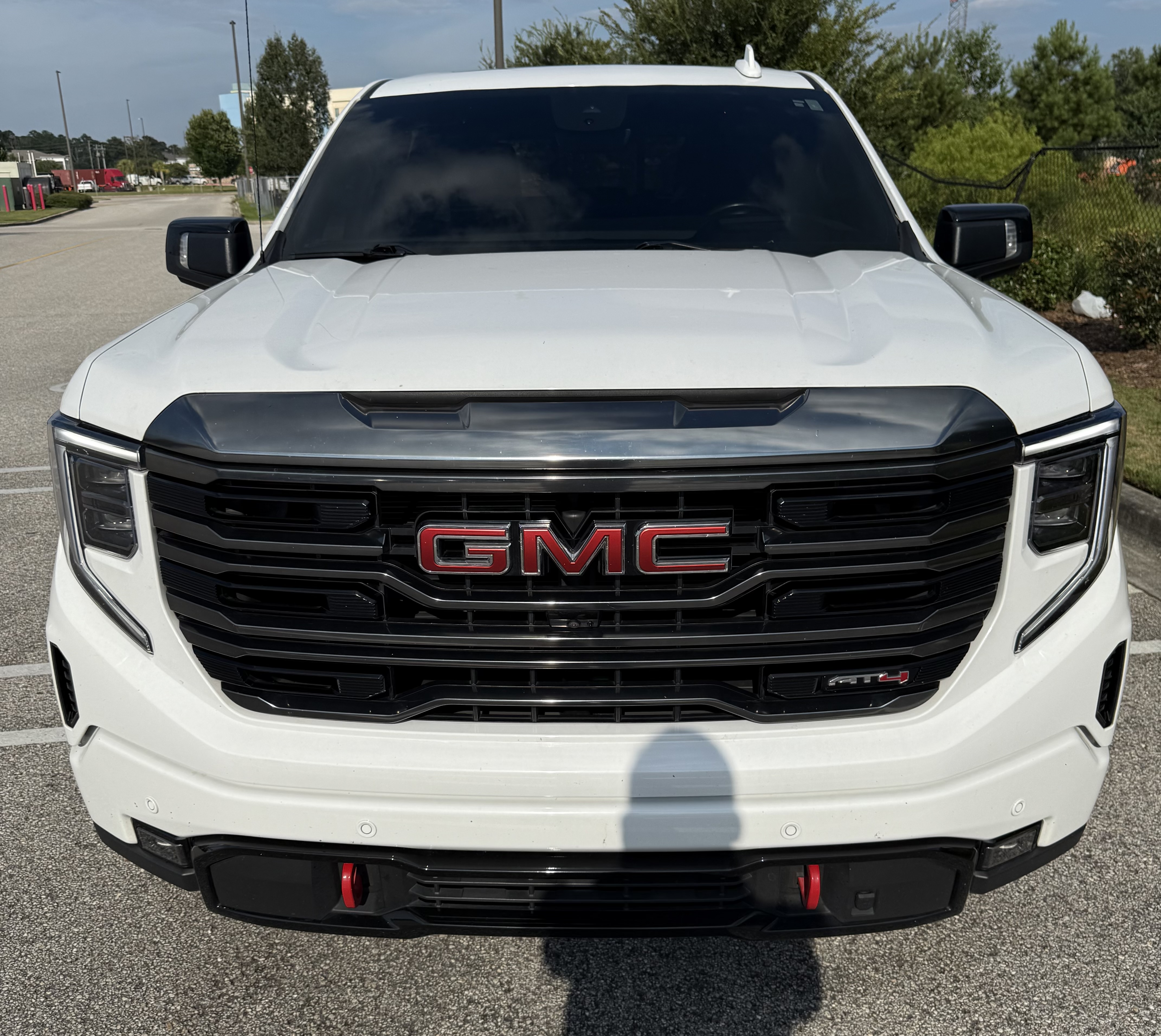 Used 2023 GMC Sierra 1500 AT4 w/ AT4 Premium Package AWD/4WD image 2