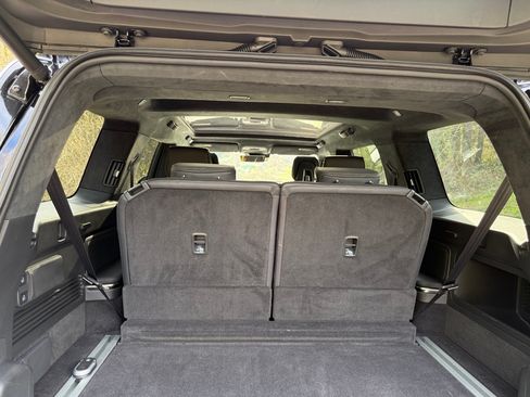 Used 2025 Rivian R1S Adventure image 13