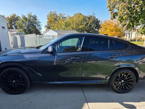 Used 2020 BMW X6 M50i w/ Executive Package image 2