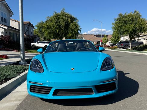 Used 2017 Porsche 718 Boxster S RWD image 16
