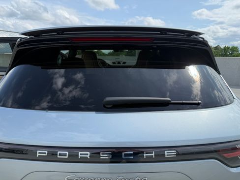 Used 2020 Porsche Cayenne Turbo AWD/4WD image 12