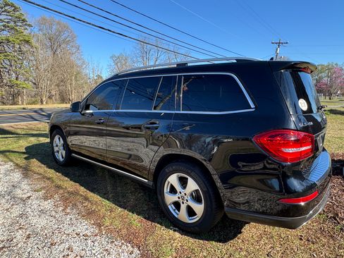 Used 2018 Mercedes-Benz GLS 450 4MATIC image 10
