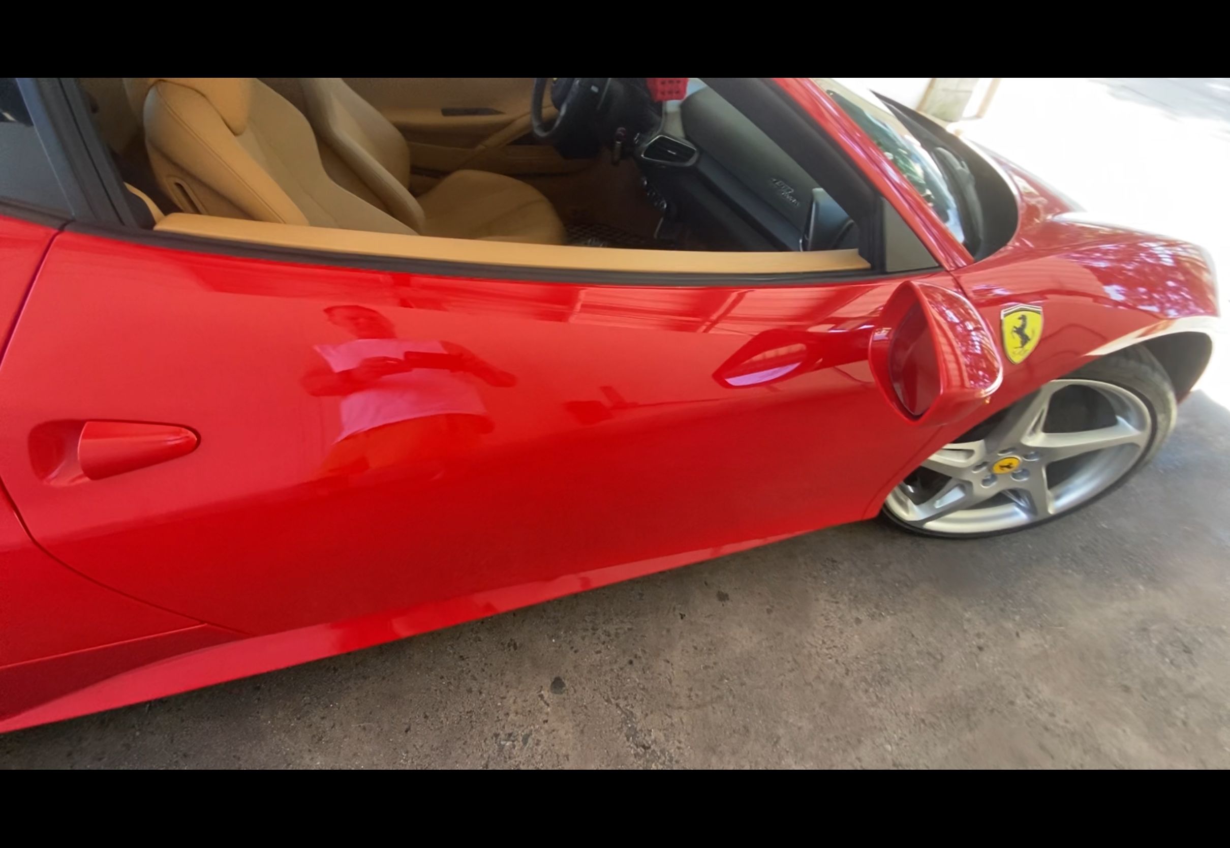 Used 2010 Ferrari 458 Italia Coupe RWD image 9