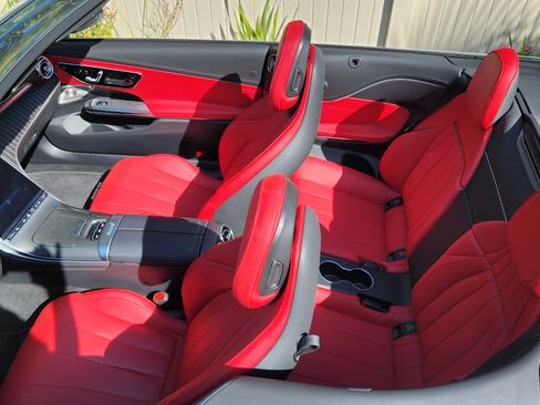 Used 2025 Mercedes-Benz CLE 450 4MATIC Cabriolet image 14