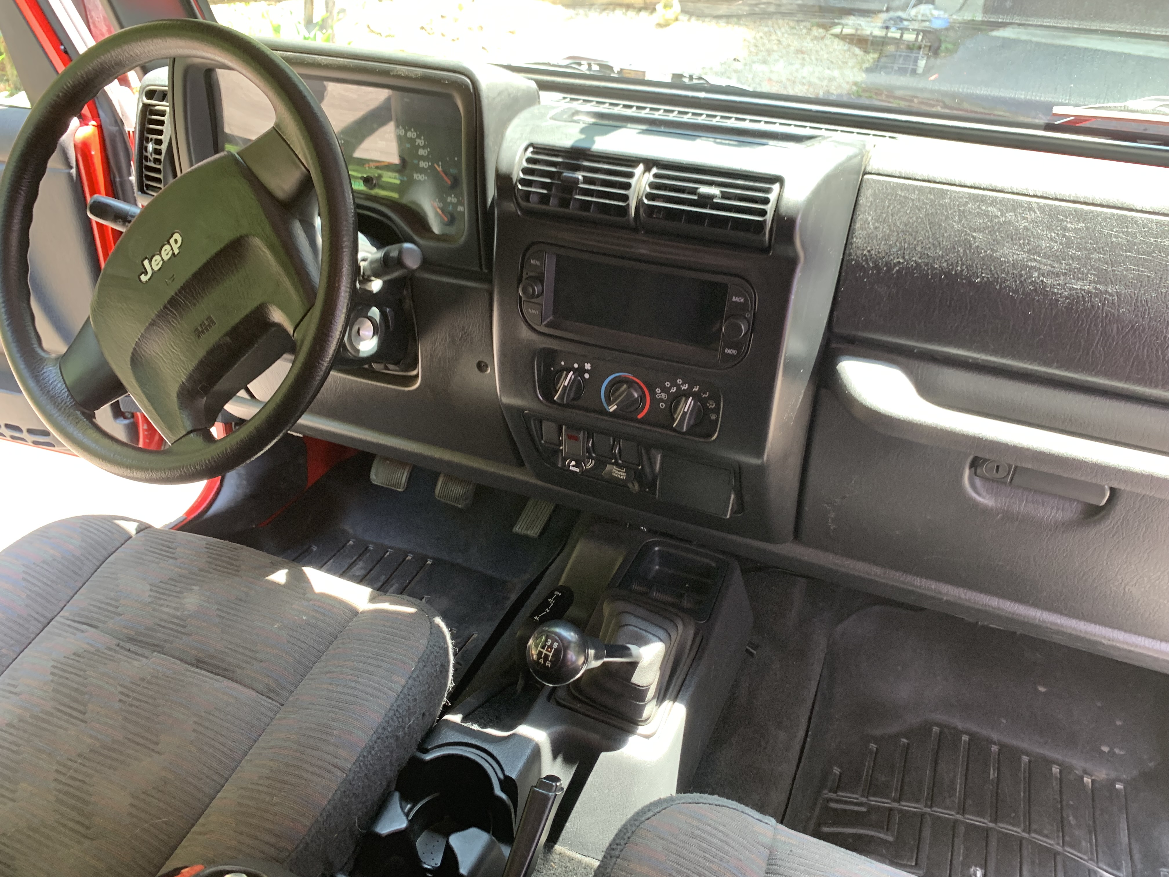 Used 2004 Jeep Wrangler X w/ Full Face Tire & Wheel Group AWD/4WD image 9
