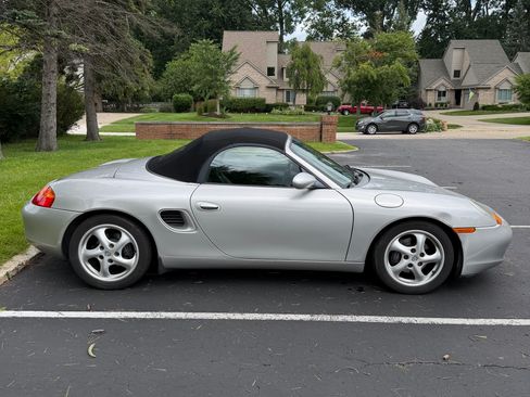 Used 1999 Porsche Boxster RWD image 6